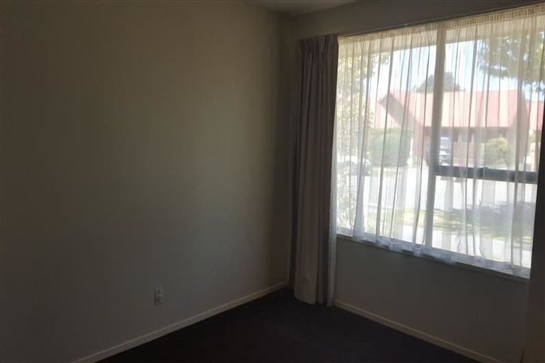 Photo of property in 92 Merrin Street, Avonhead, Christchurch, 8042