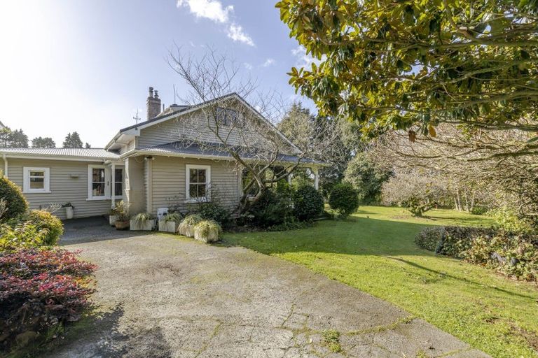 Photo of property in 1 Kahikatea Street, Inglewood, 4330