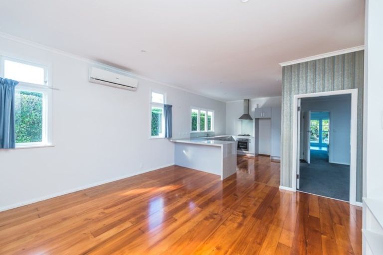 Photo of property in 93 Liverpool Street, College Estate, Whanganui, 4500