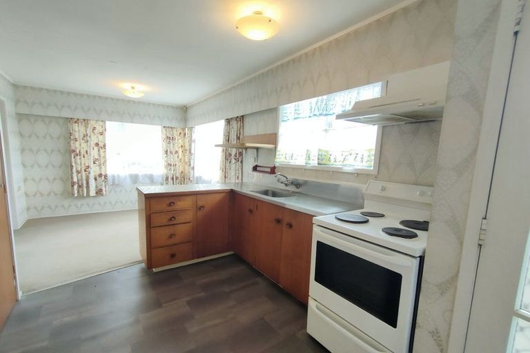 Photo of property in 29 Von Sturmer Street, Mangere East, Auckland, 2024