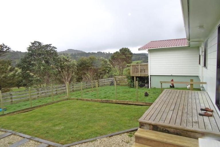 Photo of property in 59 Arrowsmith Road, Waitakere, Henderson, 0782