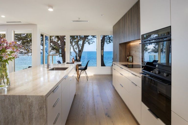 Photo of property in 14/120 Saint Aubyn Street, New Plymouth, 4310