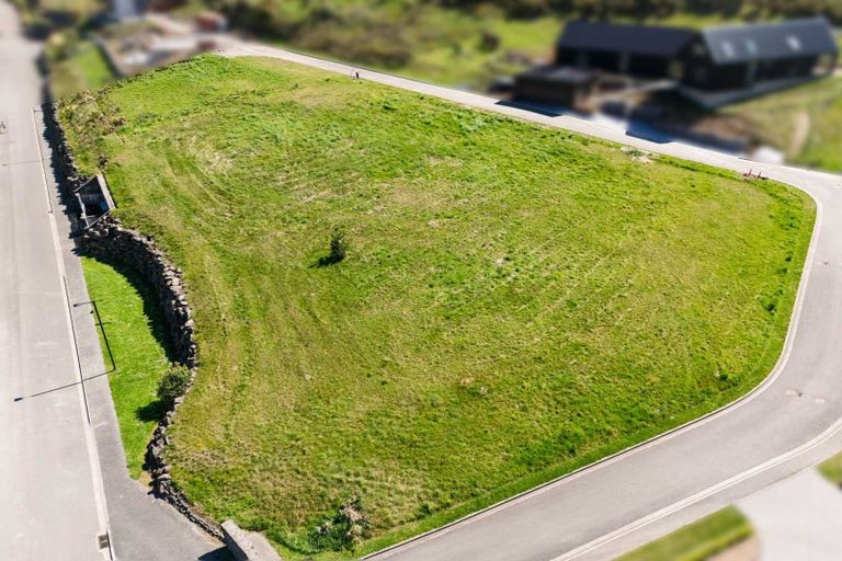 Photo of property in 1 Kaioruru Lane, Charteris Bay, Governors Bay, 8971