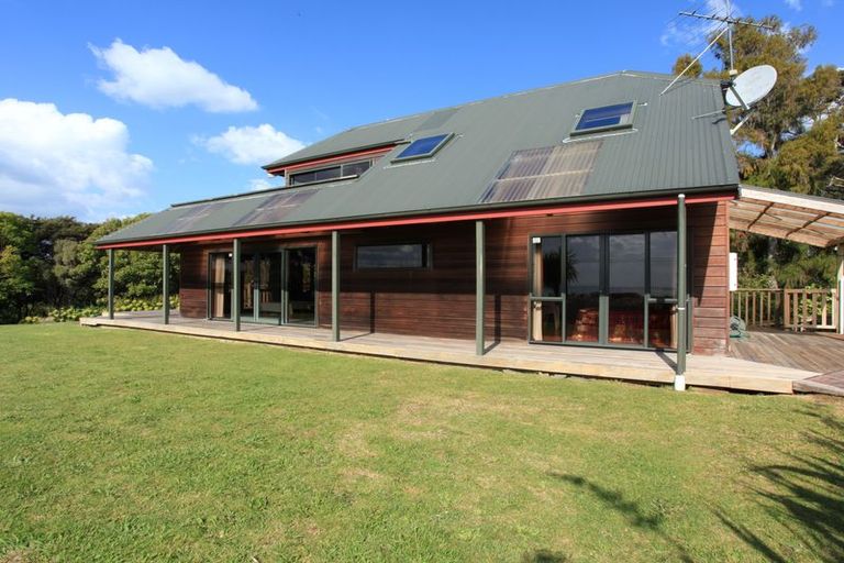 Photo of property in 39 Whaanga Road, Raglan, 3297