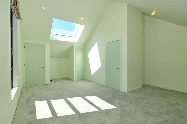 Photo of property in 5e Raroa Road, Kelburn, Wellington, 6012