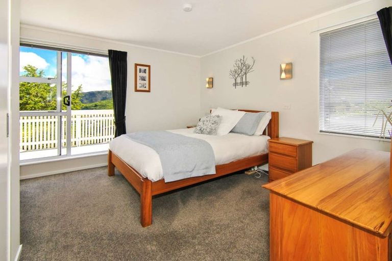 Photo of property in 5 Gavaskar Place, Khandallah, Wellington, 6035