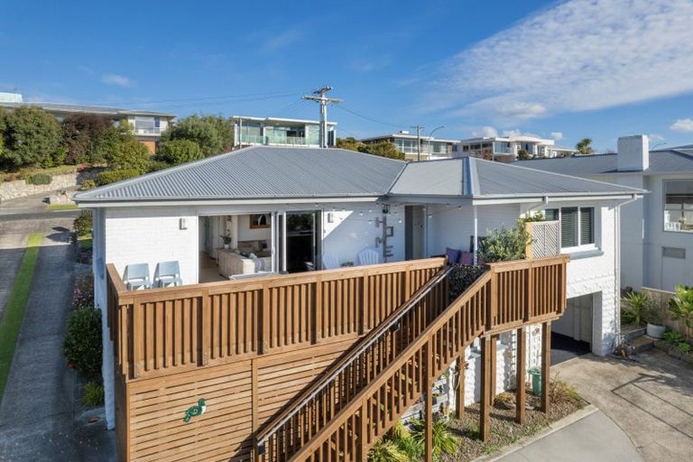 Photo of property in 12a Seaview Road, Otumoetai, Tauranga, 3110