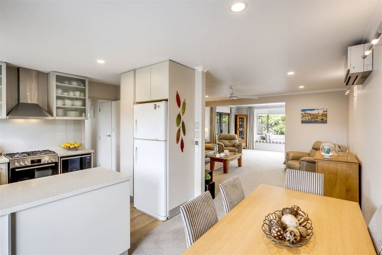 Photo of property in 23a Hammond Road, Taradale, Napier, 4112