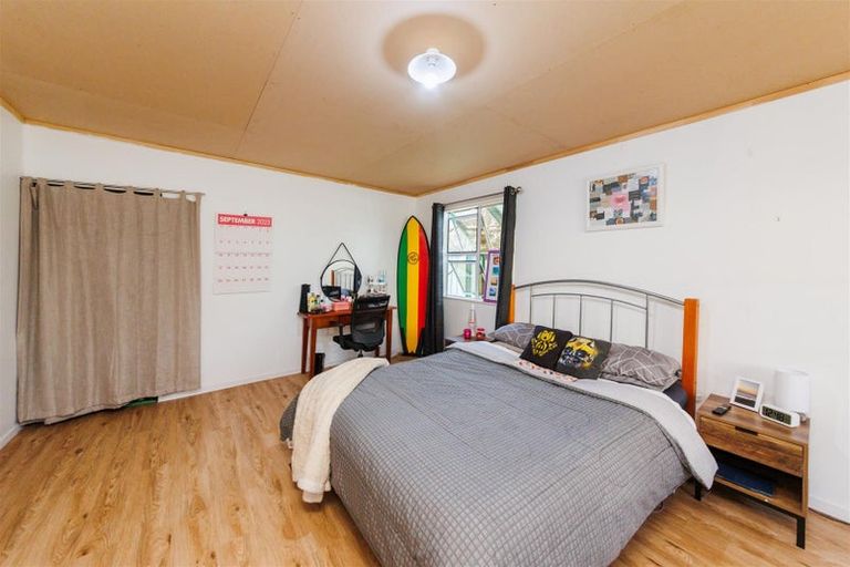 Photo of property in Build Inn, 1942 Parewanui Road, Parewanui, Bulls, 4894