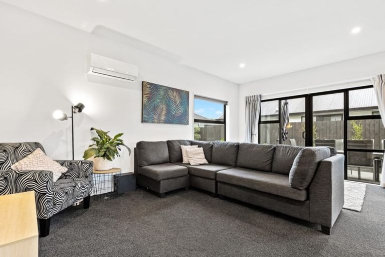 Photo of property in 17 Guyon Street, Marshland, Christchurch, 8083