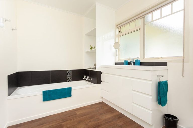 Photo of property in 206 Thornton Road, Cambridge, 3434