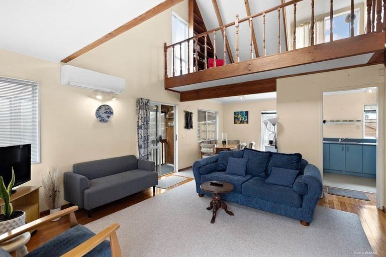 Photo of property in 119 Oreil Avenue, West Harbour, Auckland, 0618