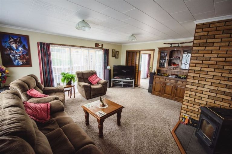 Photo of property in 14 Cambridge Street, Balclutha, 9230