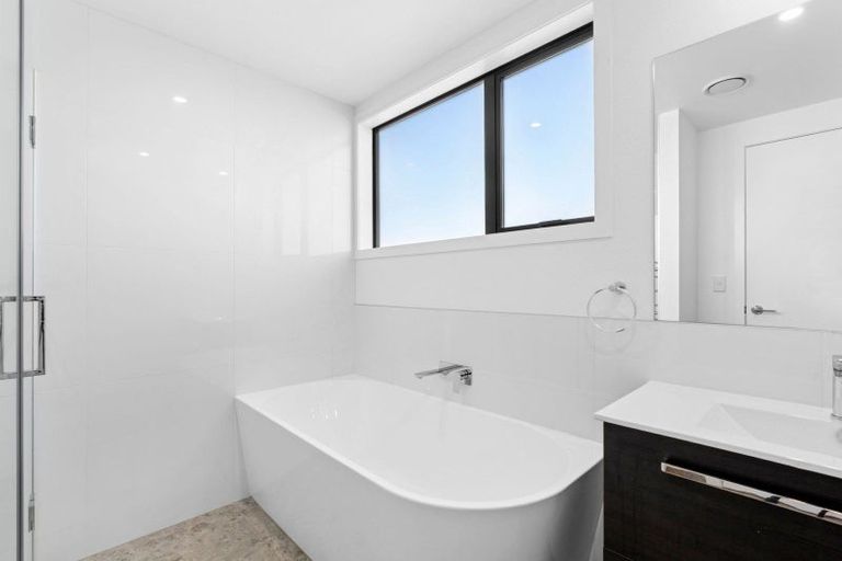 Photo of property in 28 Orient Street, Cromwell, 9310