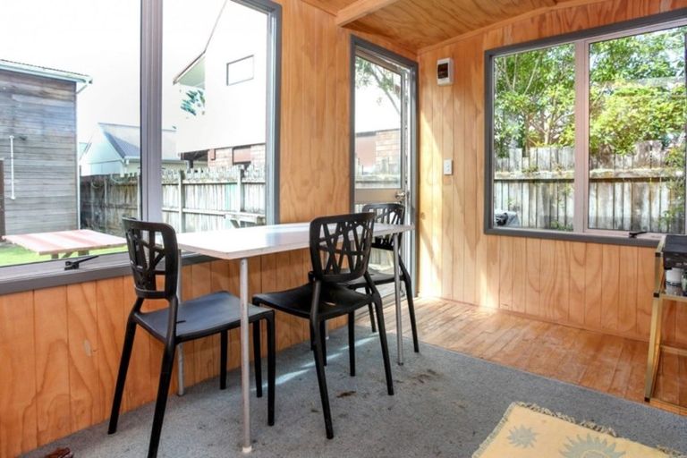 Photo of property in 41 Banks Street, Cooks Beach, Whitianga, 3591