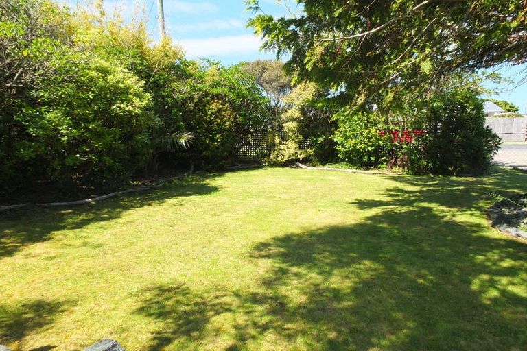 Photo of property in 41 Edinburgh Terrace, Foxton Beach, Foxton, 4815