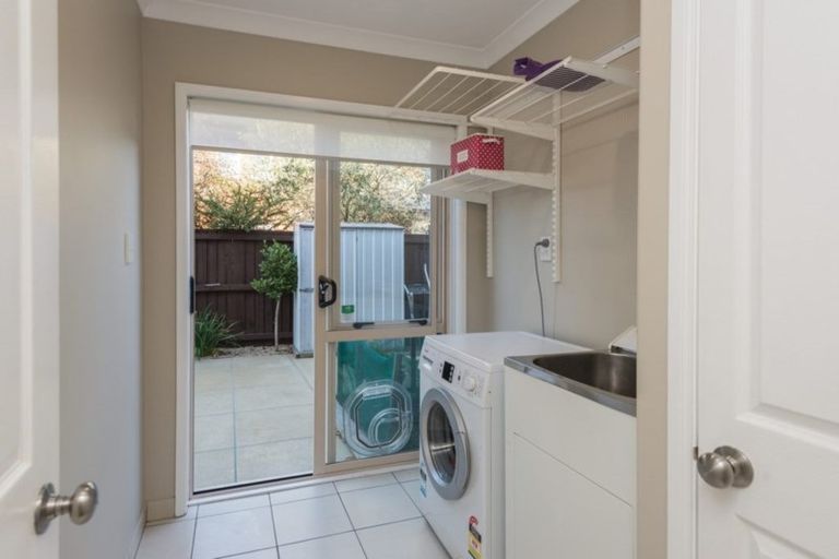 Photo of property in 2 Seclusion Lane, Parklands, Christchurch, 8083