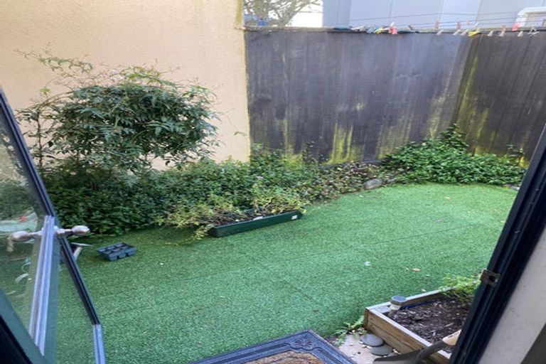 Photo of property in 2/33 Melrose Street, Christchurch Central, Christchurch, 8013