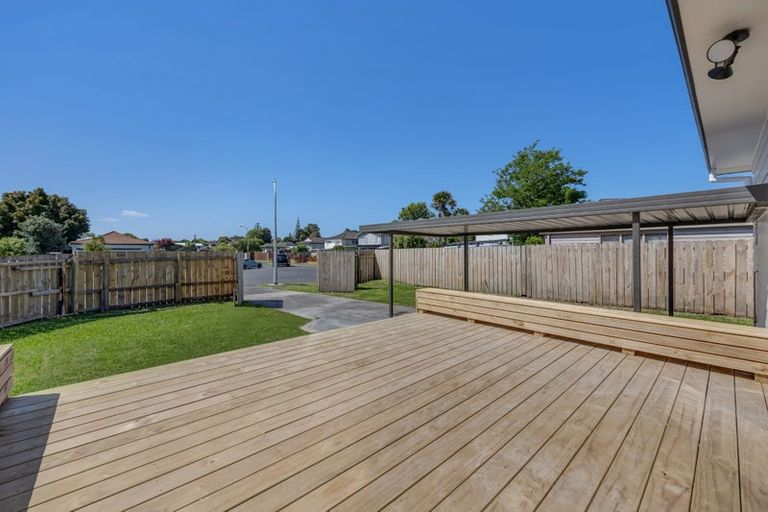 Photo of property in 3/10 Ebenezer Way, Clendon Park, Auckland, 2103