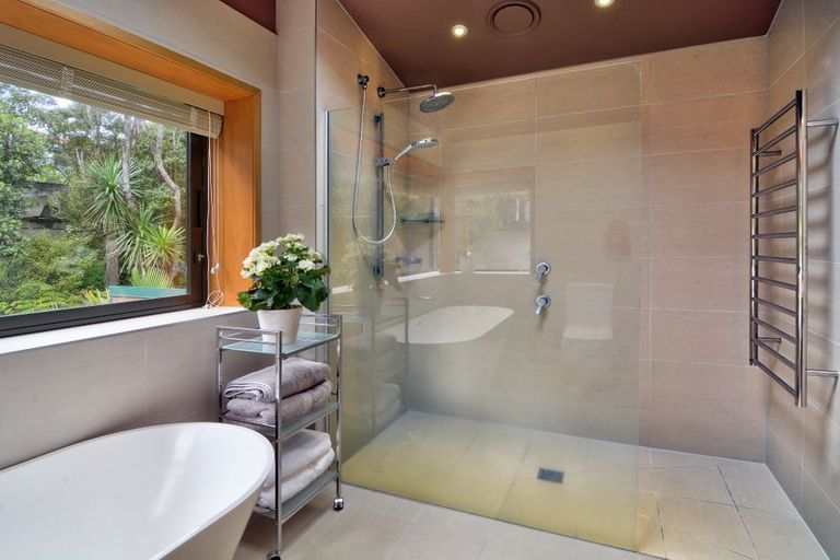 Photo of property in 3 Inaka Place, Titirangi, Auckland, 0604