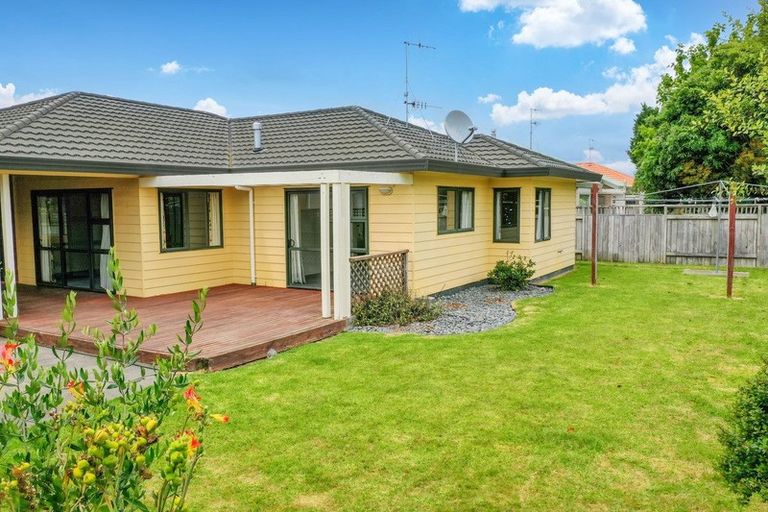 Photo of property in 7 Edgewater Grove, Whakatane, 3120