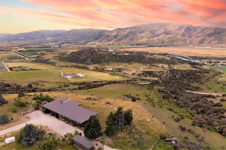 Photo of property in 260 Pukekowhai Drive, Queensberry, Cromwell, 9383