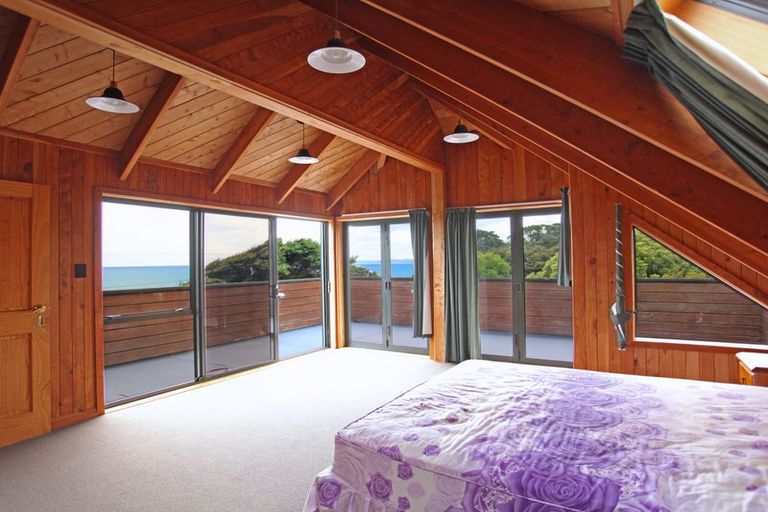 Photo of property in 39 Whaanga Road, Raglan, 3297