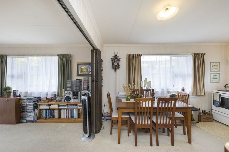 Photo of property in 25 Redwood Grove, Hokowhitu, Palmerston North, 4410