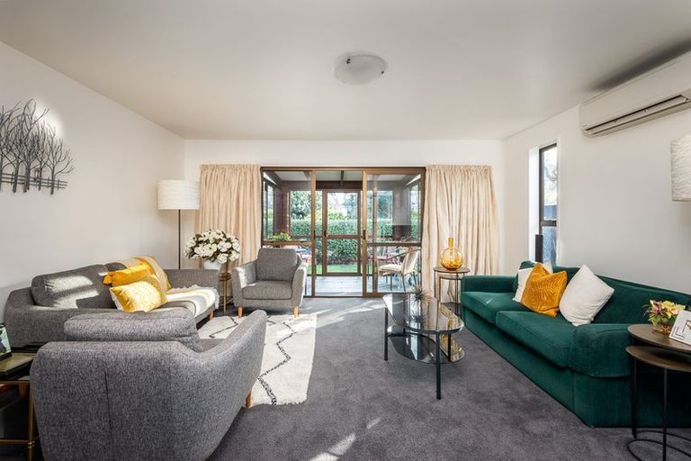 Photo of property in 3/13 Abberley Crescent, St Albans, Christchurch, 8014