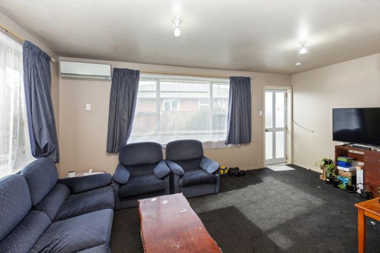 Photo of property in 2/65 Springs Road, Hornby, Christchurch, 8042
