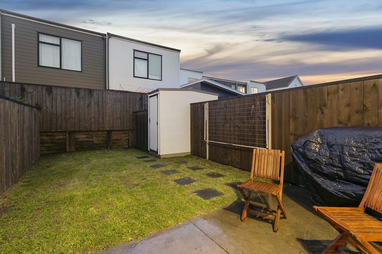 Photo of property in 8 Chaffinch Road, Hobsonville, Auckland, 0616