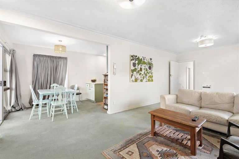 Photo of property in 38 Charlcott Street, Burnside, Christchurch, 8053