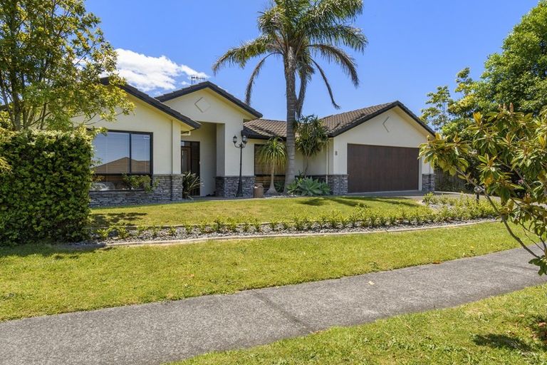 Photo of property in 8 La Colina Place, Bethlehem, Tauranga, 3110