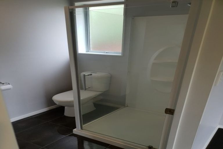 Photo of property in 8 Saunders Place, Redwood, Christchurch, 8051