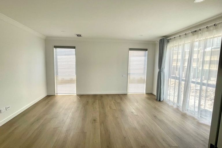 Photo of property in 2e Matatahi Road, Flat Bush, Auckland, 2019