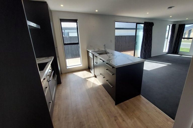 Photo of property in 18 Grimwood Street, Woodend, 7610