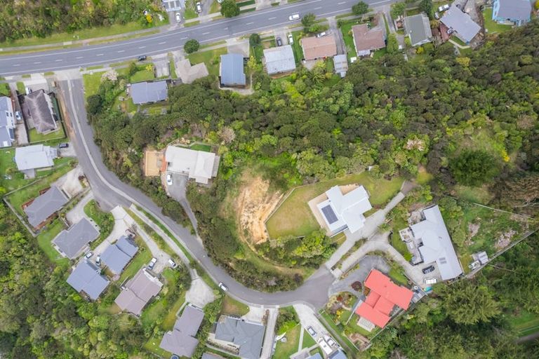 Photo of property in 5 Abbey Way, Whitby, Porirua, 5024