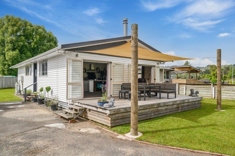 Photo of property in 4 Tarata Place, Manunui, Taumarunui, 3924