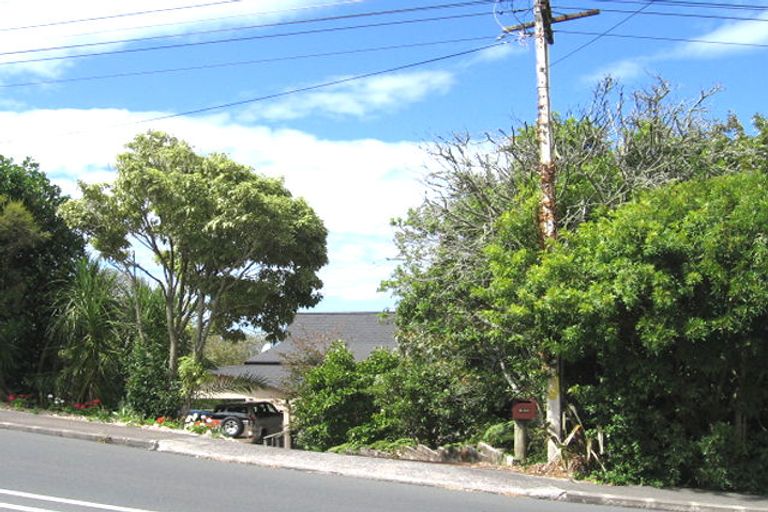 Photo of property in 833 Beach Road, Browns Bay, Auckland, 0630