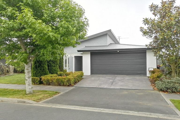 Photo of property in 82 Hakatere Road, Pegasus, 7612