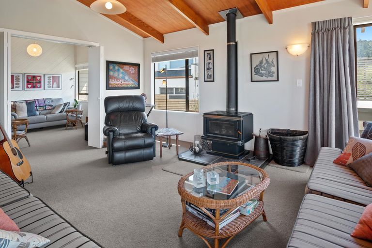 Photo of property in 22 Mayor View Terrace, Waihi Beach, 3611