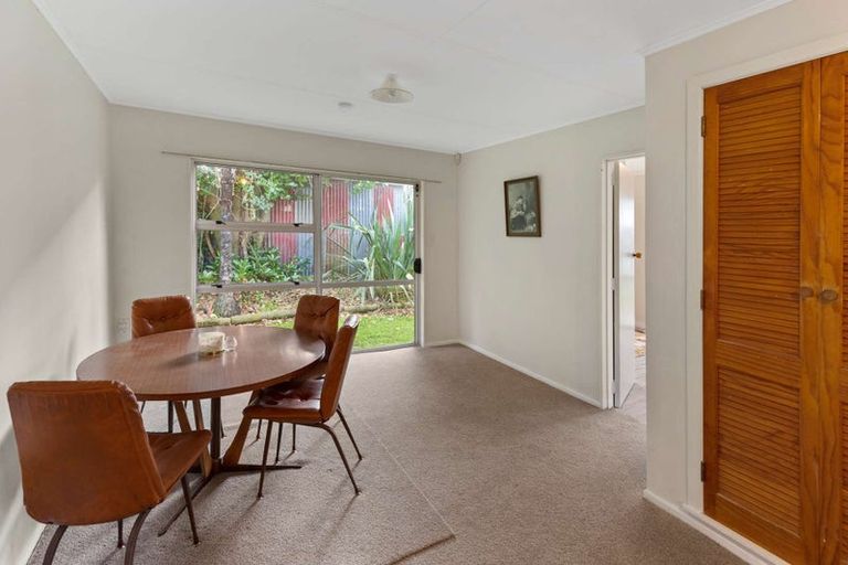 Photo of property in 30 Gloag Street, Waverley, 4510