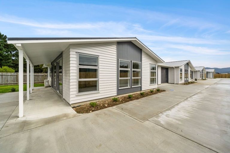 Photo of property in 12b Brown Avenue, Carterton, 5713