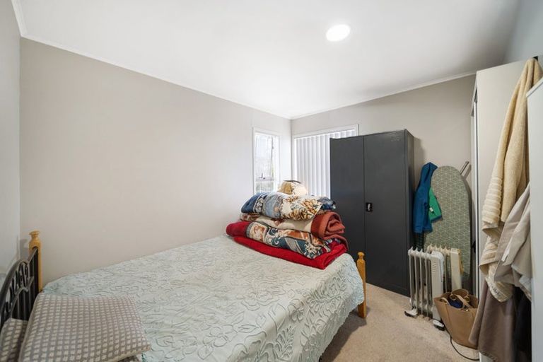 Photo of property in 3 Ilford Crescent, Mangere, Auckland, 2022