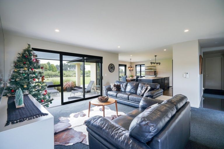 Photo of property in 14 Kakariki Way, Otatara, Invercargill, 9879