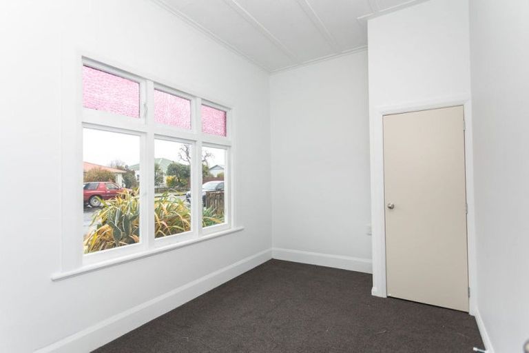Photo of property in 42 Tennyson Street, Dannevirke, 4930