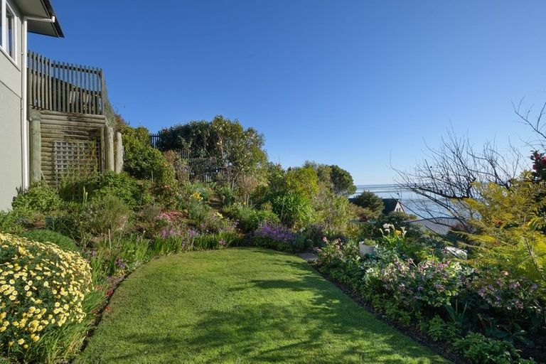 Photo of property in 106 Brooklands Road, Atawhai, Nelson, 7010