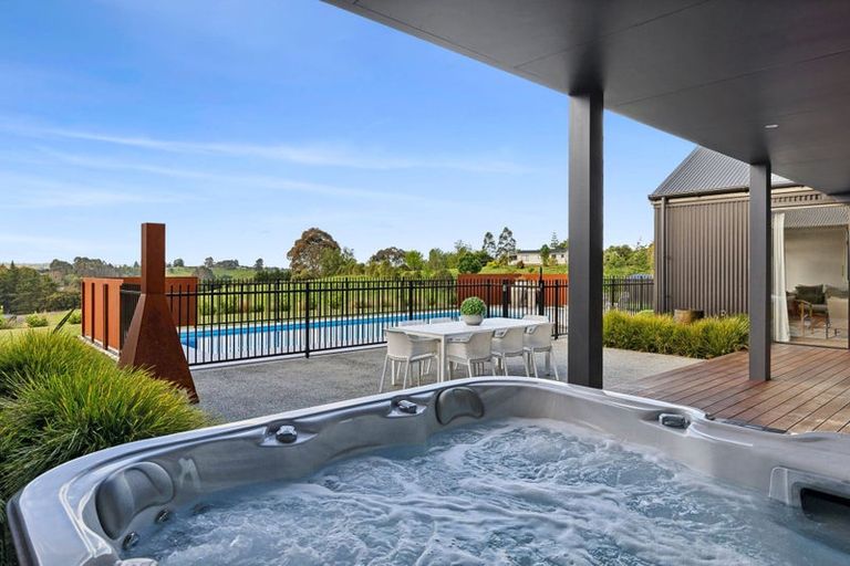 Photo of property in 11 Shirtcliff Lane, Redwood Valley, Richmond, 7081