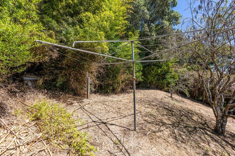 Photo of property in 28 Whakawhiti Street, Marfell, New Plymouth, 4310