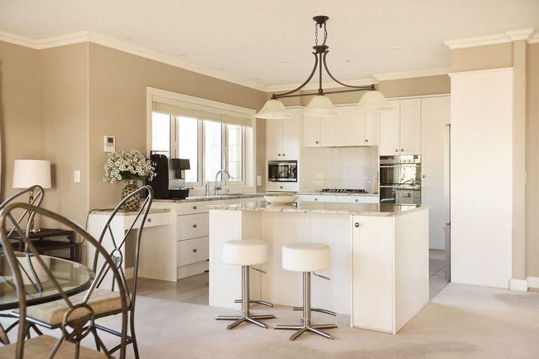 Photo of property in 1 Edgecumbe Road, Tauranga, 3110